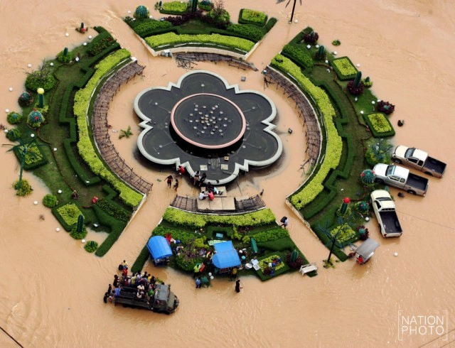 ภาพเก่าเล่าเรื่อง โครงการพระราชดำริ  คลอง ร.1 แก้น้ำท่วม "หาดใหญ่"