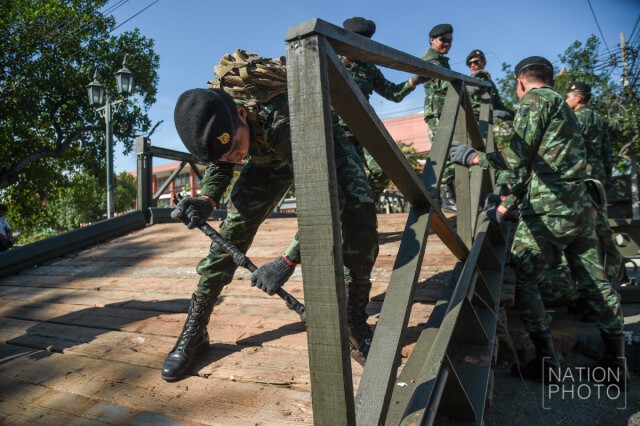 รื้อ"สะพานข้ามคลองหลอด"แล้ว