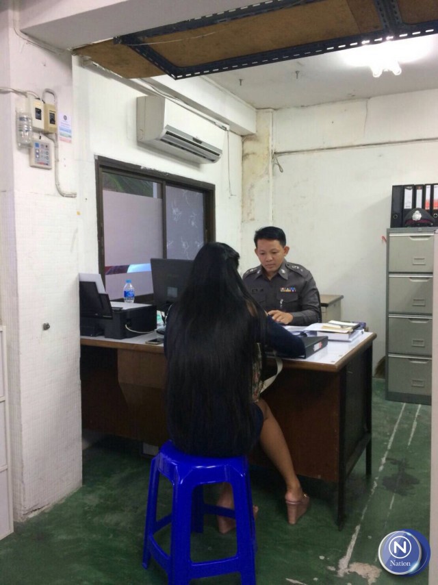 สาวนั่งท้ายรถดอดรับทราบข้อหาแล้ว จ่ายค่าปรับ 500