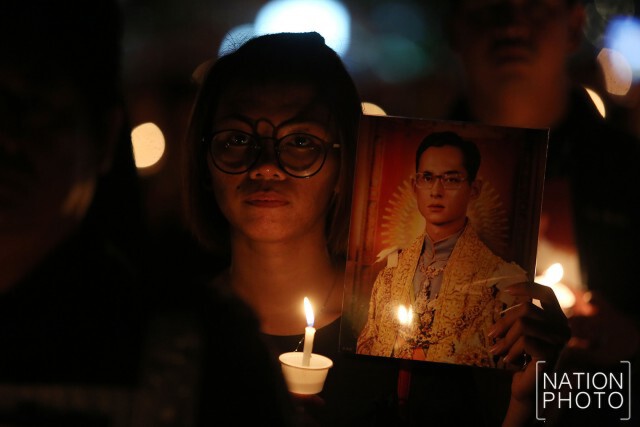 ชาวพัทยา จุดเทียนแสดงความอาลัย