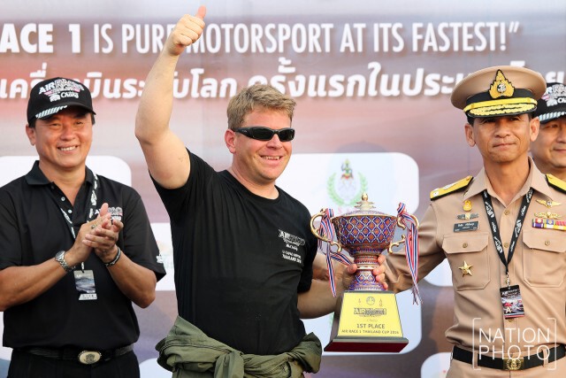 Justin Phillipson ชาวสหรัฐฯ คว้าแชมป์  Air Race 1 Thailand Presented by Chang