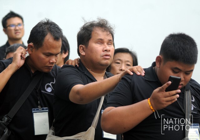 กลุ่มผู้พิการทางสายตา เดินทางมากราบสักการะพระบรมศพ