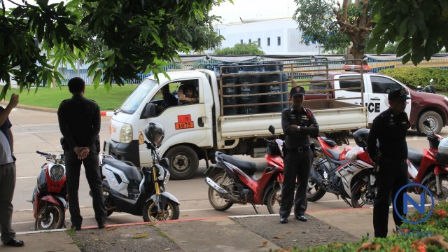 พนักงาน บ.ยาโน่ 304 ร่วมพันคน
ปักหลักเรียกร้องโบนัส
เผยเคยจ่าย 3.5 เดือน ปีนี้เหลือ 1.5 เดือน