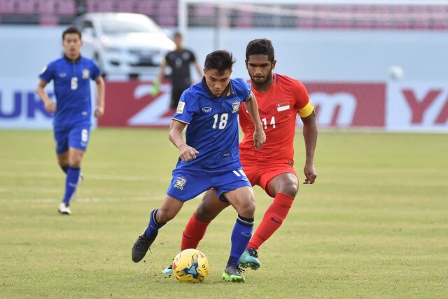"ศราวุฒิ" ฮีโร่ช้างศึก! เฉือนลอดช่อง 1-0 ลิ่วรอบรองฯ ซูซูกิคัพ