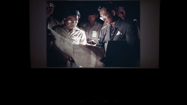 เหตุผล "เราจะได้ไม่ต้องรักเหมือนที่คนอื่นรัก" ในหลวง ร.9
