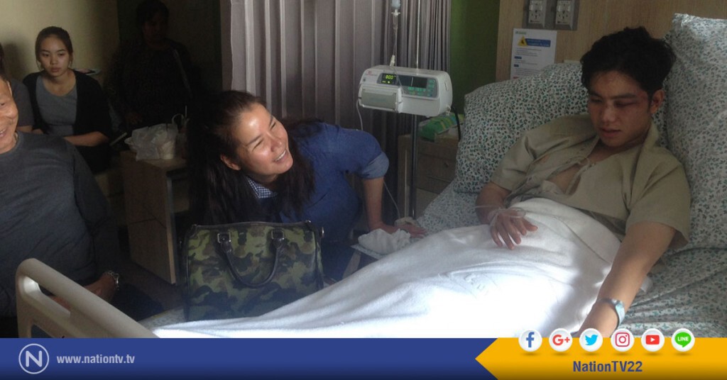 ลูกนายพลถูก"การ์ดดาราช่องน้อยสี"รุมตื๊บ!
หลังไม่พอใจ"กลุ่มดารามีอภิสิทธิ์"ไม่ให้เข้าห้องน้ำ