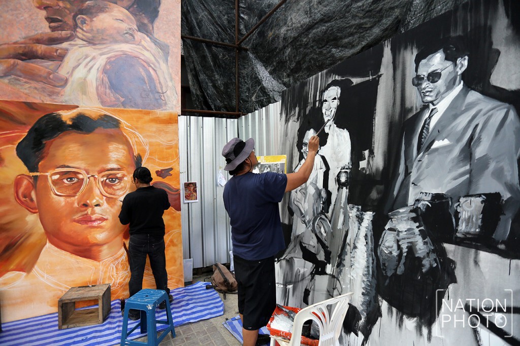 "ศิลปากร"เร่งวาดพระบรมสาทิสลักษณ์"ในหลวง"89ภาพ