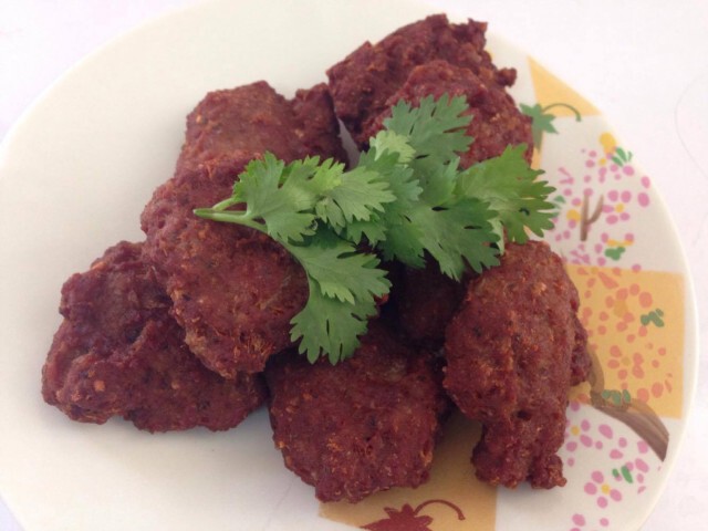 ครัวน้าคม : หมูก้อนทรงเครื่องทอด เมนูอาหารง่ายๆ เด็กผู้ใหญ่ทานได้หมด