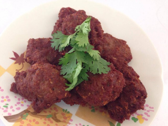 ครัวน้าคม : หมูก้อนทรงเครื่องทอด เมนูอาหารง่ายๆ เด็กผู้ใหญ่ทานได้หมด