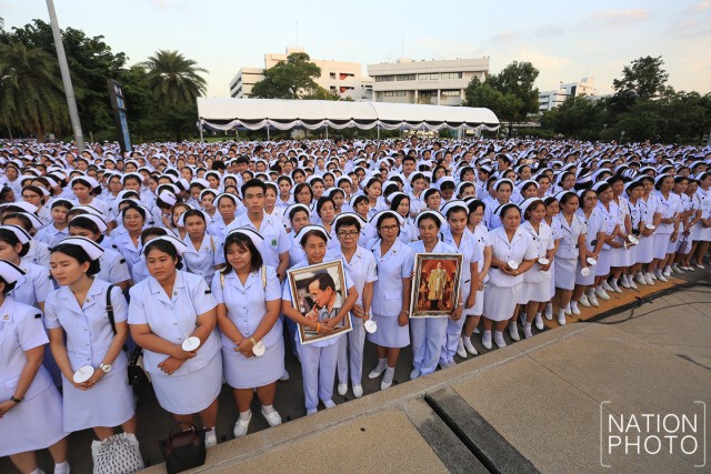 "พยาบาลของพระราชา"
พยาบาลจากทั่วประเทศ ร่วมแปรอักษรเป็นเลข ๙ รำลึกในพระมหากรุณาธิคุณ