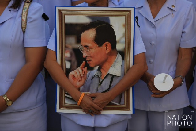 "พยาบาลของพระราชา"
พยาบาลจากทั่วประเทศ ร่วมแปรอักษรเป็นเลข ๙ รำลึกในพระมหากรุณาธิคุณ