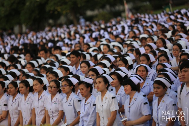 "พยาบาลของพระราชา"
พยาบาลจากทั่วประเทศ ร่วมแปรอักษรเป็นเลข ๙ รำลึกในพระมหากรุณาธิคุณ
