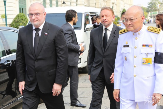 ผู้แทน ปธน.ปูติน เดินทางมาสักการะพระบรมศพ