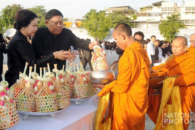 ขรก.กทม. ร่วมบำเพ็ญกุศลปัญญาสมวาร ณ ลานคนเมือง