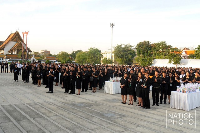 ขรก.กทม. ร่วมบำเพ็ญกุศลปัญญาสมวาร ณ ลานคนเมือง