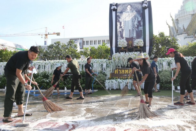 อัศวิน ร่วมกิจกรรม Big Cleaning "ทำดี เพื่อพ่อ"