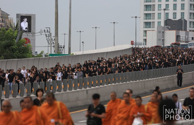 ภาพชุด บรรยากาศภายหลังเสร็จสิ้นกิจกรรม "ร่วมสำนึกในพระมหากรุณาธิคุณ 5 ธันวาคม 2559"