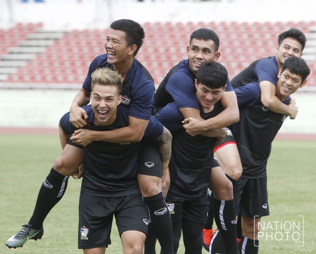 "ช้างศึก" ลงซ้อมสนามเทพหัสดิน เตรียมรับมือพม่า รอบรองฯ ซูซูกิคัพ นัดสอง