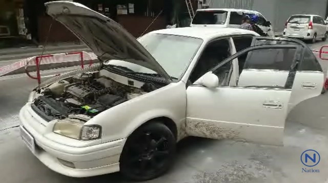 ผัวหึงโหด! ทะเลาะแฟน
ราดทินเนอร์จุดไฟกะเผาคาเก๋ง