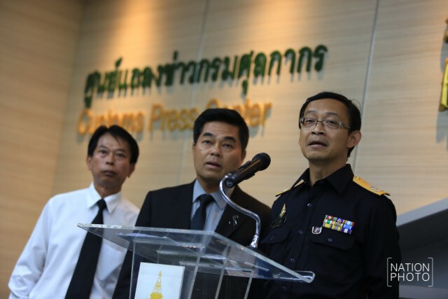 กรมศุลฯ แจงกักรถเมล์เอ็นจีวี 99 คัน
เหตุพบพิรุธสำแดงเท็จ