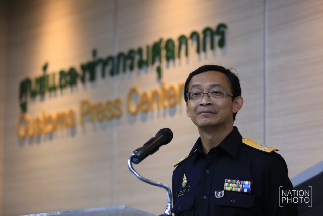 กรมศุลฯ แจงกักรถเมล์เอ็นจีวี 99 คัน
เหตุพบพิรุธสำแดงเท็จ