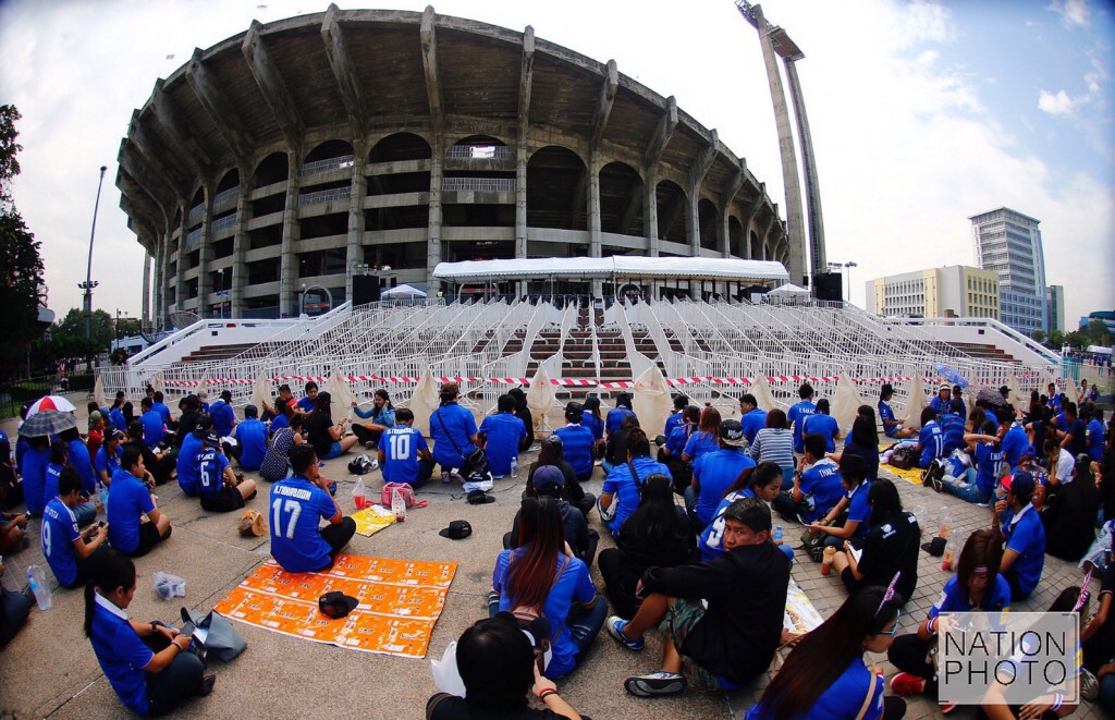 บรรยากาศก่อนการแข่งขันซูซูกิ คัพ รอบรองชนะเลิศ นัดที่ 2 "ช้างศึก" พบ "เมียนมาร์" บรรยากาศก่อนการแข่งขันซูซูกิ คัพ รอบรองชนะเลิศ นัดที่ 2 "ช้างศึก" พบ "เมียนมาร์"