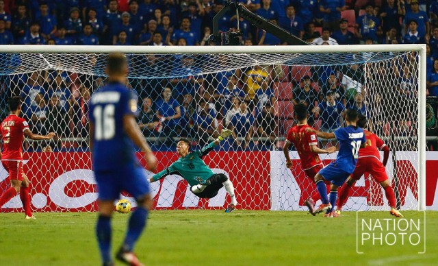 ไทย ถลุง เมียนมาร์ 4-0 ฟุตบอล ซูซูกิคัพ 2016 รอบรองฯ นัด 2