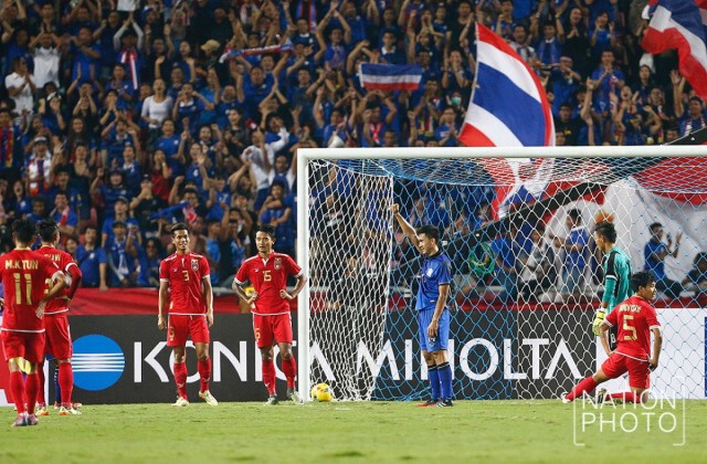 ภาพชุด "ศราวุฒิ มาสุข" ยิงประตูแรก ทำไทยนำ 1-0
