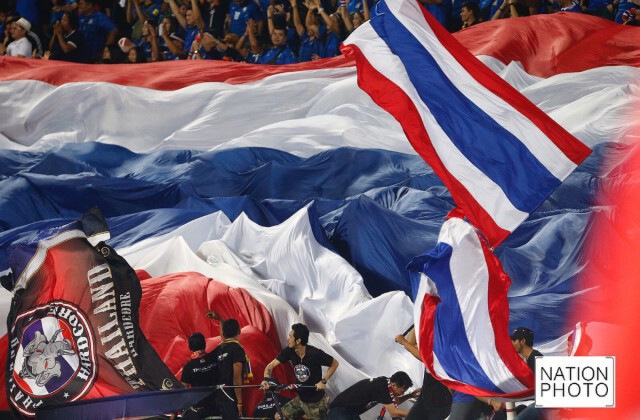 ภาพชุด "ศราวุฒิ มาสุข" ยิงประตูแรก ทำไทยนำ 1-0