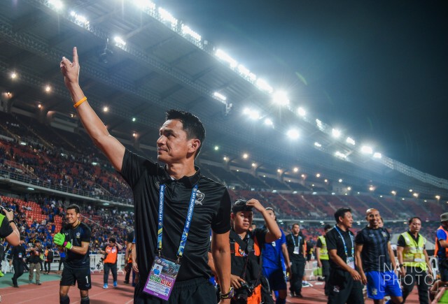 แข้งช้างศึก ขอบคุณแฟนบอล หลังจบเกม ชนะ เมียนมาร์ 4-0