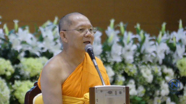 ปชช.ยังคงเข้าวัดพระธรรมกาย
สวดธัมมจักกัปปวัตตนสูตร ถวายพระราชกุศลแด่ในหลวงรัชกาลที่๙