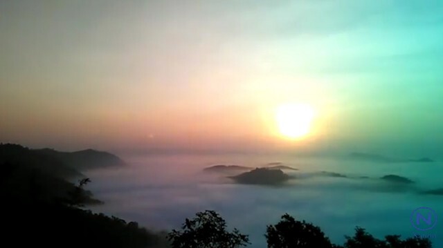 เลยหนาวมาก!
อุณหภูมิลดลงฮวบต่ำสุด 8 องศา
นักท่องเที่ยวทะลักภูเรือ