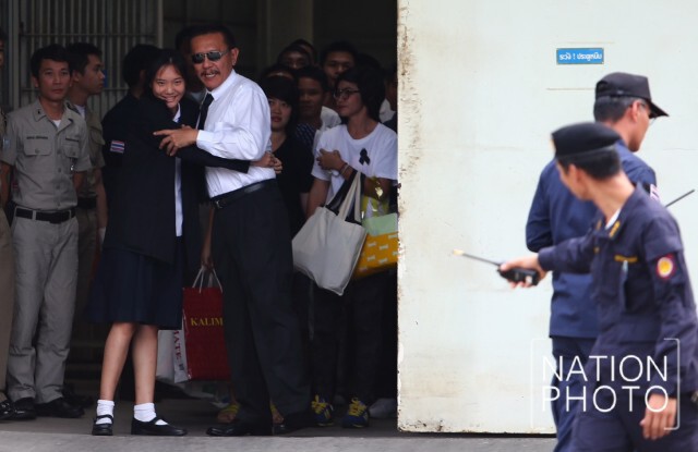 (ภาพชุด) "ชูวิทย์"ได้รับพระราชทานอภัยโทษ