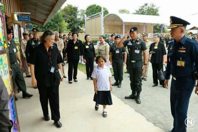 "อยากได้บ้าน" น้องก้าน มัคคุเทศก์น้อยที่สมเด็จพระเทพฯทรงประคองเข้าหลบฝน