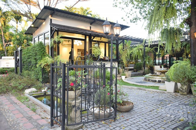 อร่อยปักหมุด : เดอะแอช คาเฟ่ บาย คณิช ร้านอาหารไทยในบรรยากาศสวนสวย รามอินทรา 65