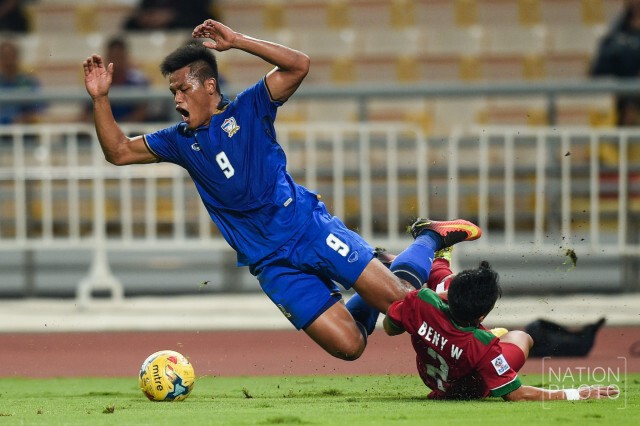 "ช้างศึก" ชนะ "อินโดฯ" 2-0 รักษาแชมป์ซูซูกิคัพ