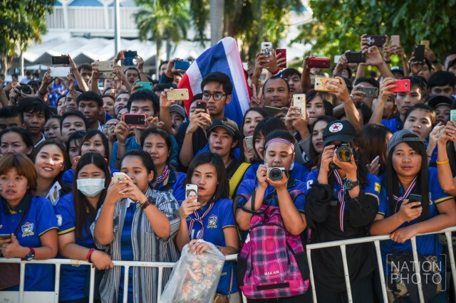 "ทัพช้างศึก" ไหว้ศาลเอาฤกษ์เอาชัย