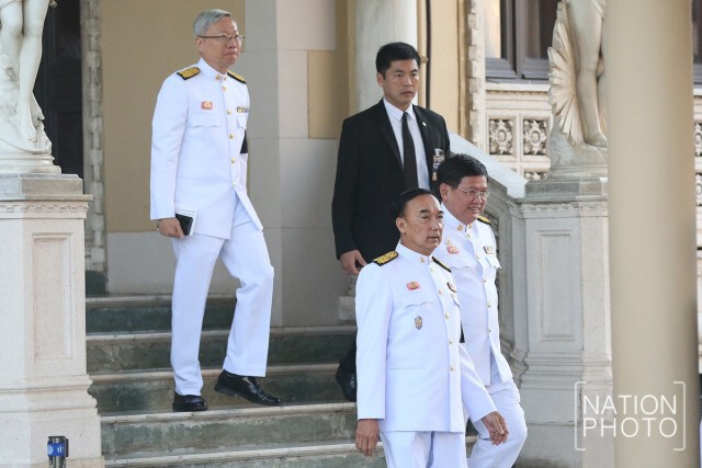 ประยุทธ์ นำ ครม.ชุดใหม่ เข้าเฝ้าถวายสัตย์ฯ