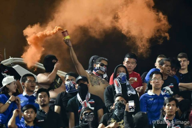 แฟนบอลตัวร้าย!