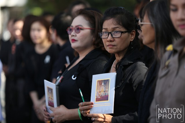 ปชช.ร่วมพิธีรับมอบไม้จันทน์หอม อุทยานแห่งชาติกุยบุรี นำไปจัดสร้างพระโกศ