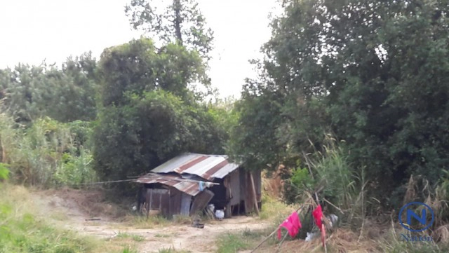 วอนช่วยสองตายายยากจนอยู่กระต๊อบผุพัง อาศัยเบี้ยยังชีพผู้สูงอายุใช้จ่าย