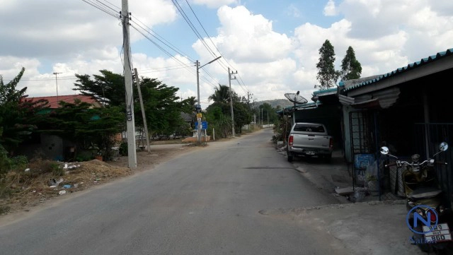 วอนช่วยสองตายายยากจนอยู่กระต๊อบผุพัง อาศัยเบี้ยยังชีพผู้สูงอายุใช้จ่าย