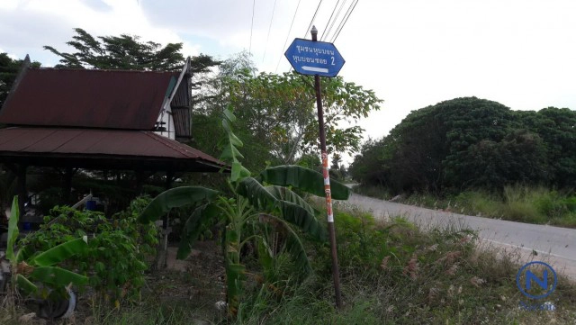 วอนช่วยสองตายายยากจนอยู่กระต๊อบผุพัง อาศัยเบี้ยยังชีพผู้สูงอายุใช้จ่าย