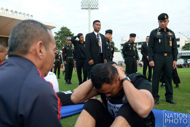ทดสอบสมรรถภาพ "ผู้พัน" ผบ.ทบ. ลั่น! สอบตก ถูกขยับ