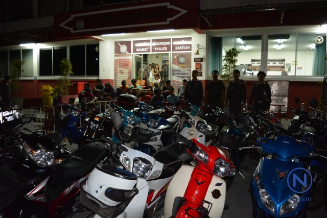 ตร.เสม็ดรวบเด็กแว๊นซิ่งฉลองคริสต์มาส
ยึดจยย. 24 คัน ผู้ต้องหา 33 คนเป็นเยาวชนอื้อ