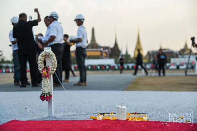 "ธนะศักดิ์" เป็นประธานพิธีปักหมุดสร้างพระเมรุมาศ เผยเสร็จสิ้นใน ก.ย. 60