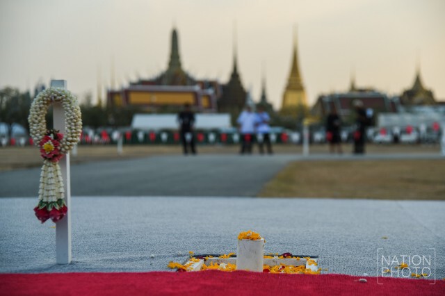"ธนะศักดิ์" เป็นประธานพิธีปักหมุดสร้างพระเมรุมาศ เผยเสร็จสิ้นใน ก.ย. 60
