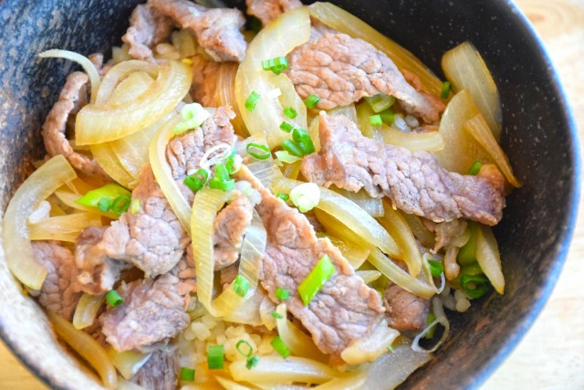 อร่อยปักหมุด : OKAMI SUSHI  Premium buffet A la carte 2 ทำเล พหลโยธิน 43 และ The Crystal SB ราชพฤกษ์