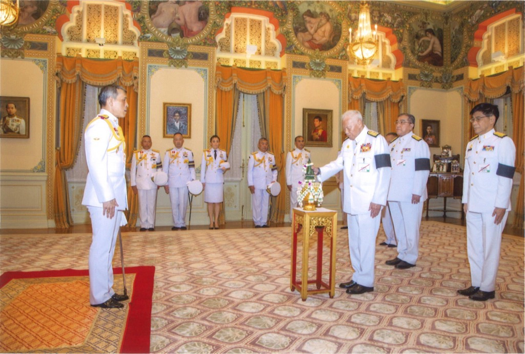 14 องคมนตรี รับใช้เบื้องพระยุคลบาท รัชกาลที่ 10
