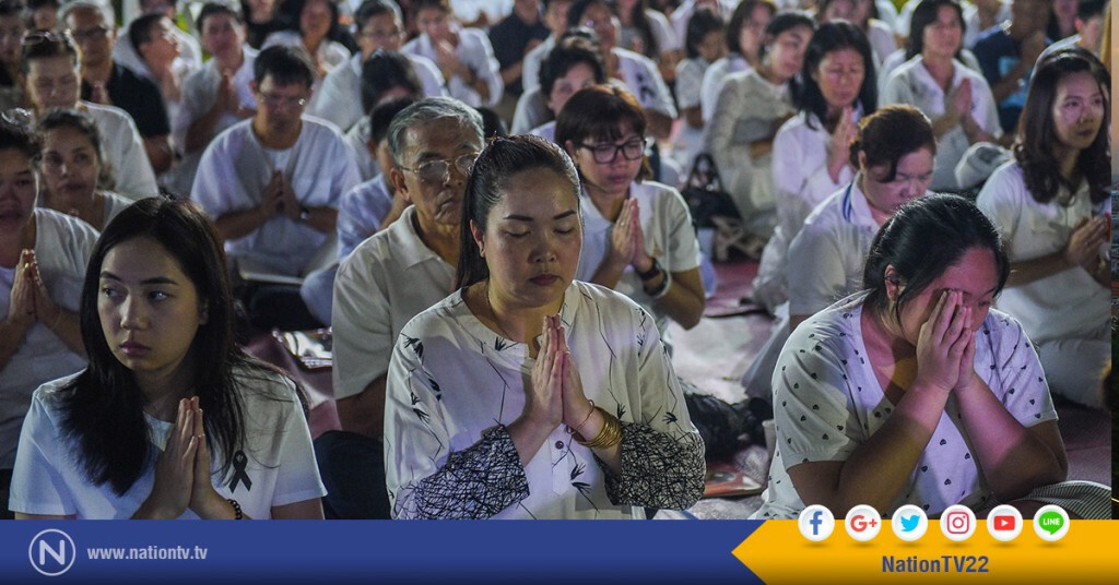 ร่วมสวดมนต์ข้ามปี ที่วัดอรุณฯ ร่วมสวดมนต์ข้ามปี ที่วัดอรุณฯ